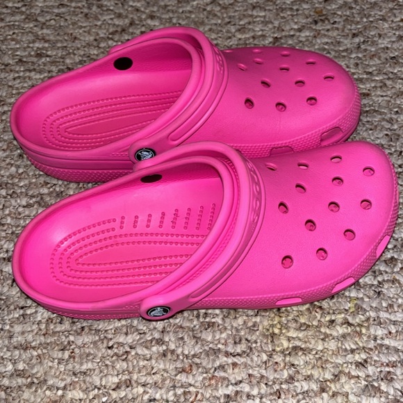 CROCS PINK M 8 W 10 - Picture 9 of 12